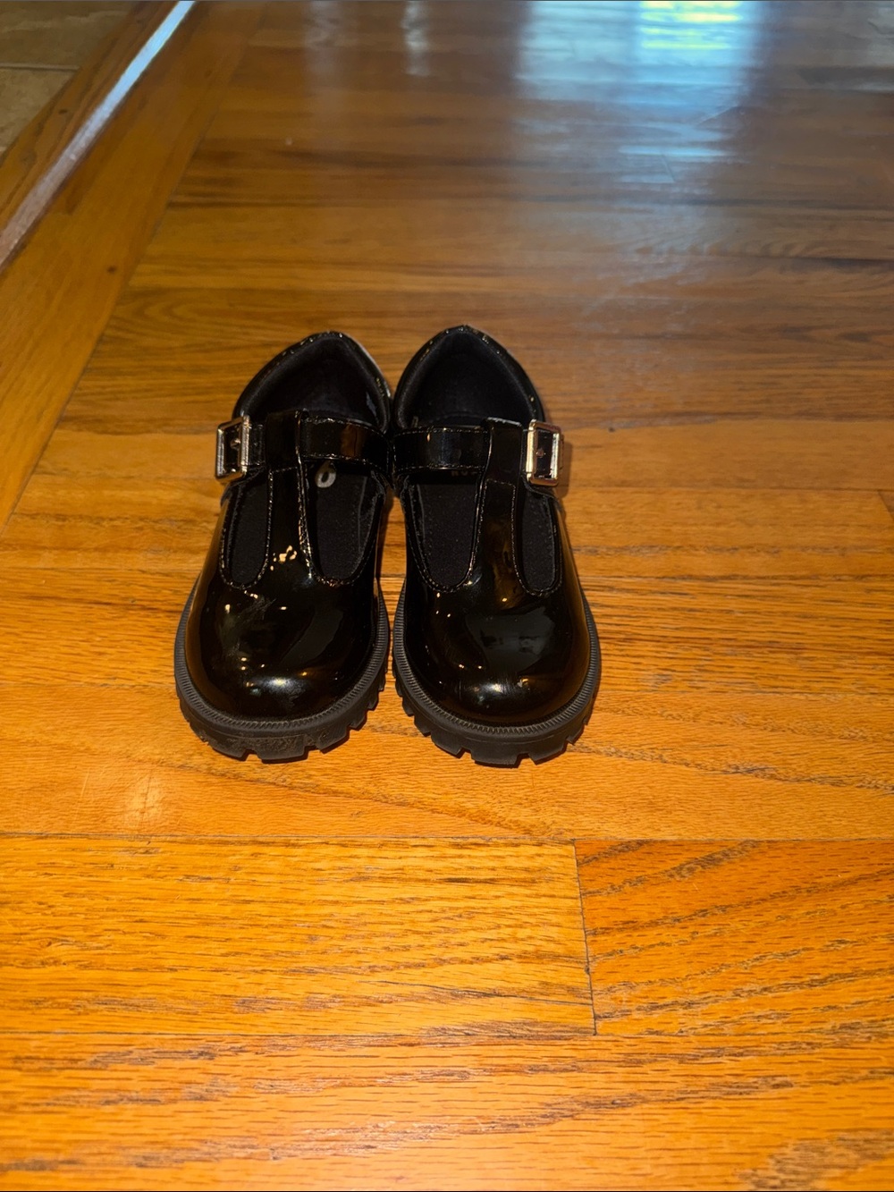 Mix No. 6 Girls Black Patent T-Strap Dress Shoes with Buckle